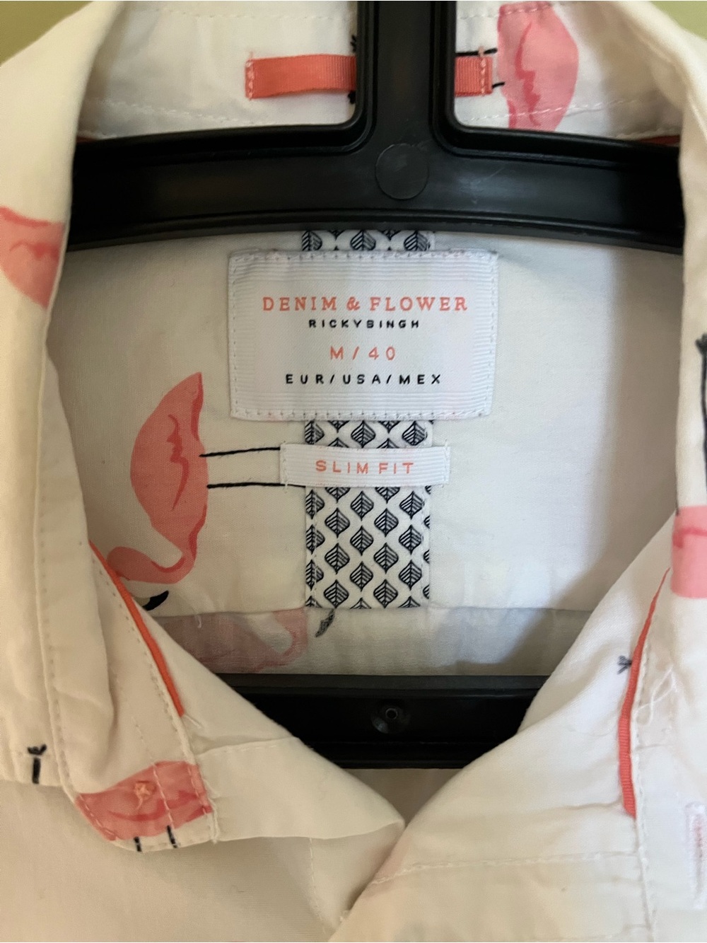 Short sleeve button down bundle - Picture 6 of 6